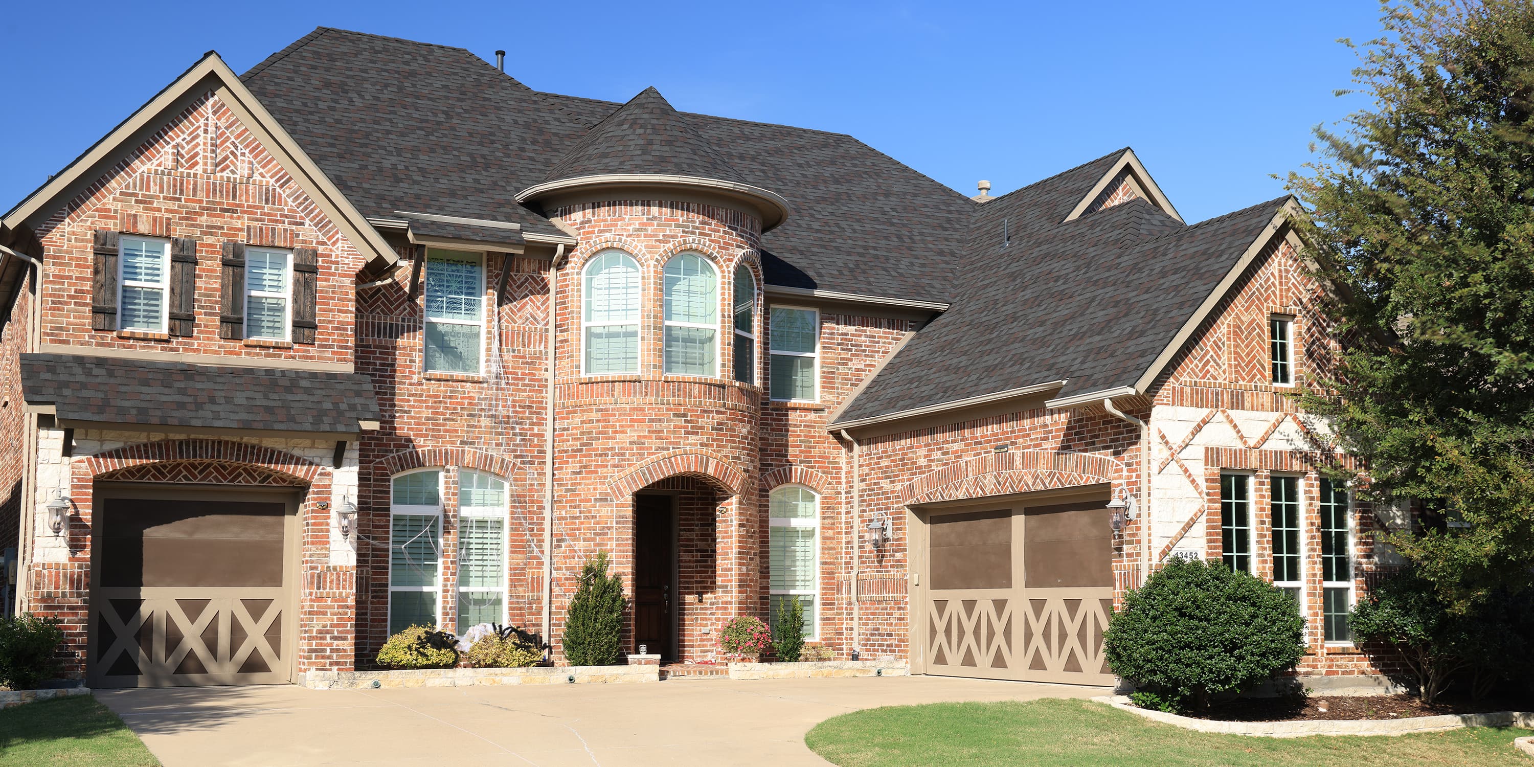 Why Titan XT® Shingles are Built to Withstand Hurricane Season*